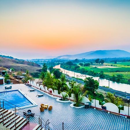 Ratnaa Resort Khamshet Ngoại thất bức ảnh
