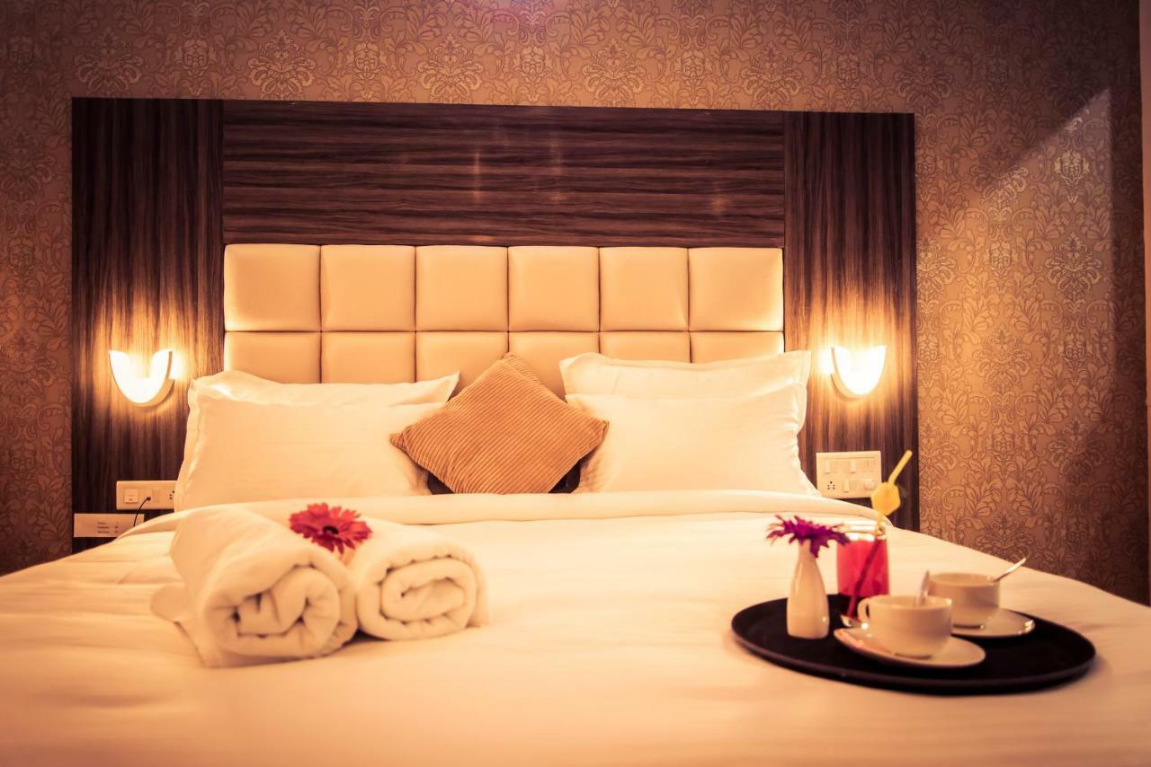 Ratnaa Resort Khamshet Ngoại thất bức ảnh